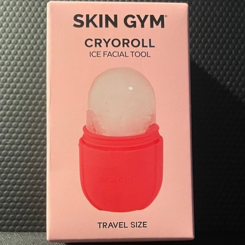 Reusable ice facial tool